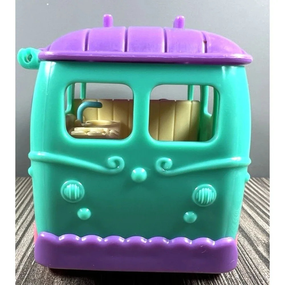 Squinkies Camper Van & 9 Squinkies